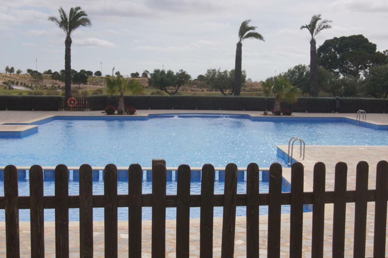 Hacienda Requelme Golf Resort Apartment 수끼나 외부 사진
